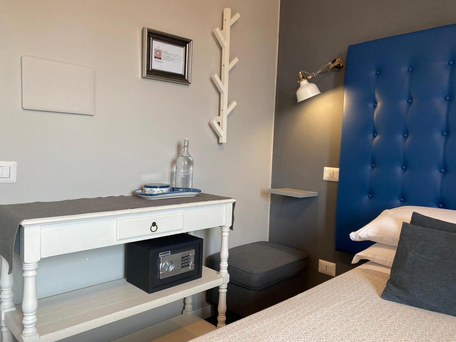 B&B Il Duca D'Amalfi Salerno Bilik gambar